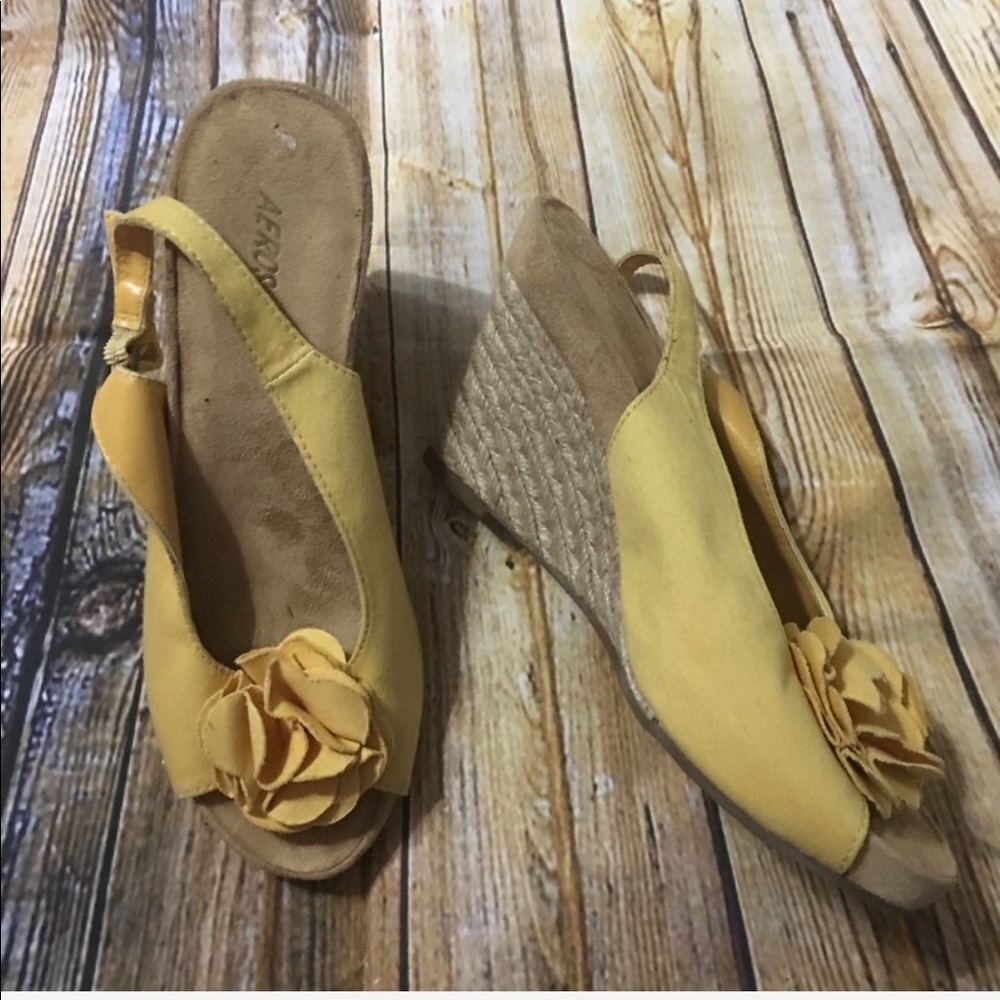 Aerosoles Yellow Floral Wedge Espadrille Sandals